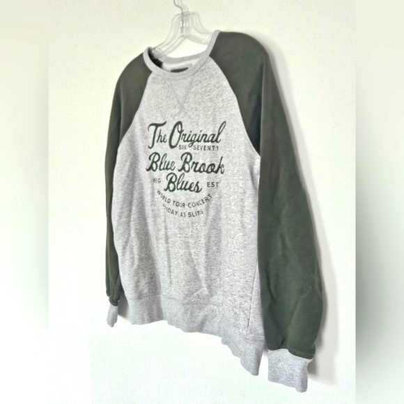 LOGG  Sweatshirt Size Medium EUC - Picture 2 of 8